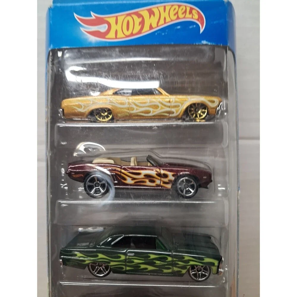 2016  Hot Wheels HW FLAMES 5 Pack Impala '77 Dodge Van Camaro Nova Shelby